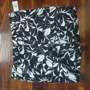 NWT Mario Serrani shorts size 14